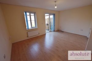 Lounge- click for photo gallery